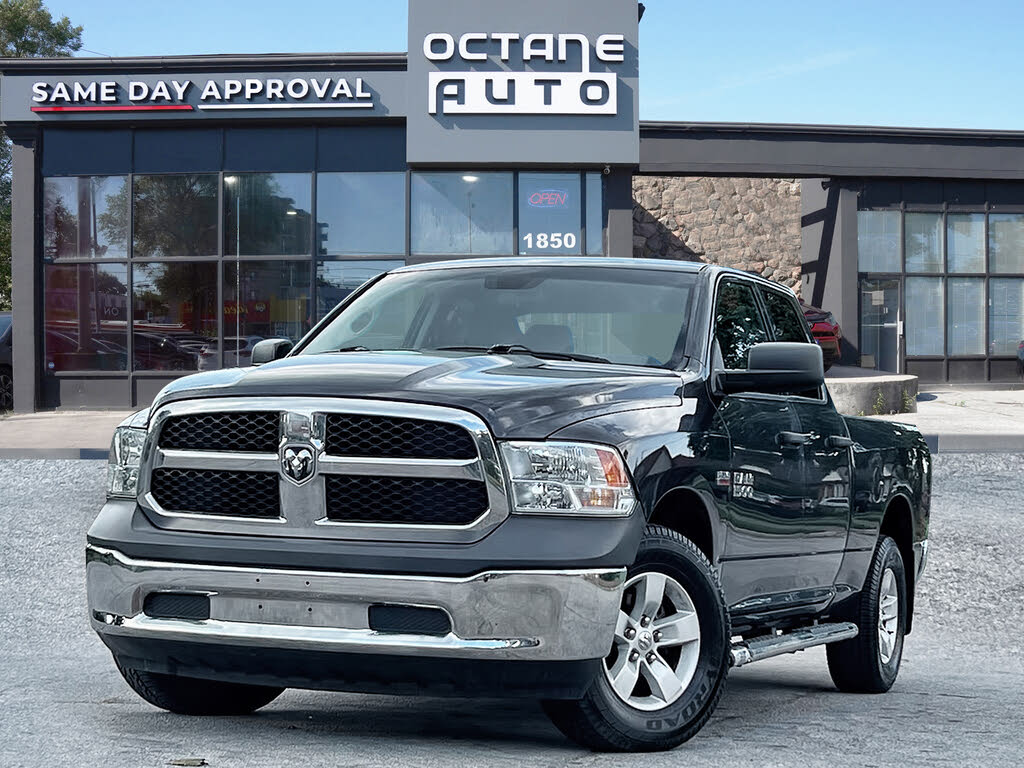 2017 RAM 1500 ST Quad Cab 4WD
