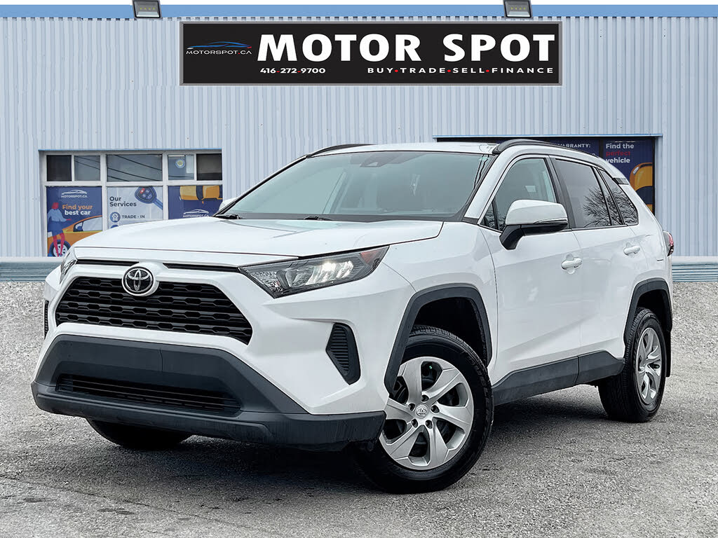 Toyota RAV4 LE FWD 2019
