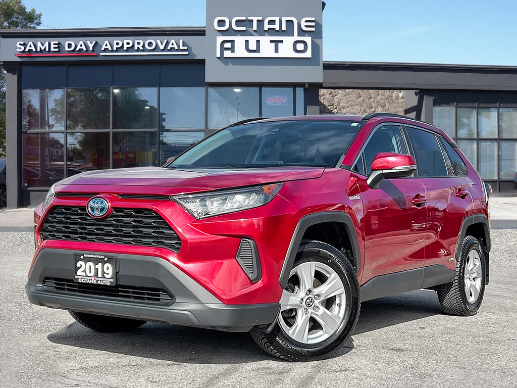 Toyota RAV4 Hybrid LE AWD 2019