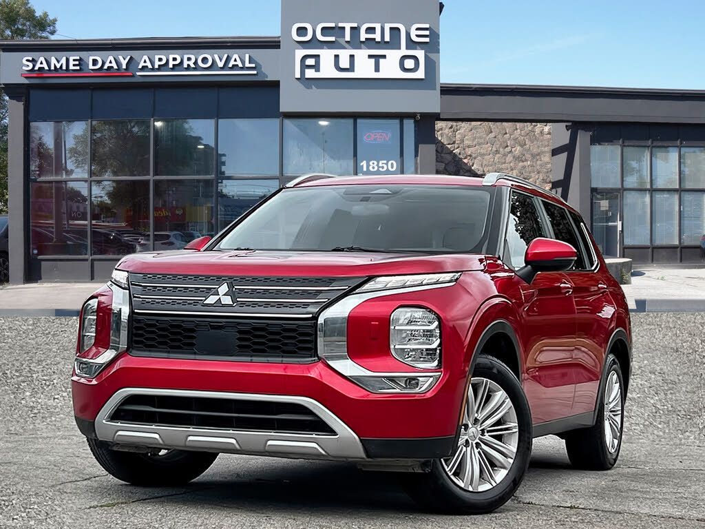 2023 Mitsubishi Outlander SE S-AWC