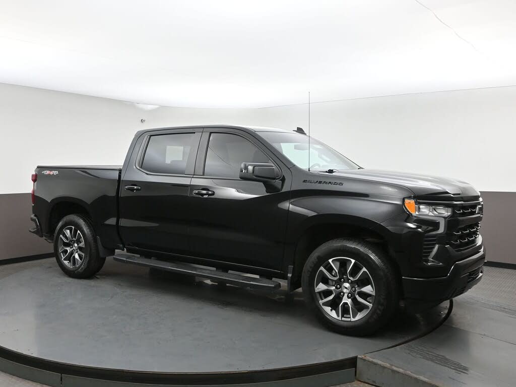 2022 Chevrolet Silverado 1500 RST Crew Cab 4WD