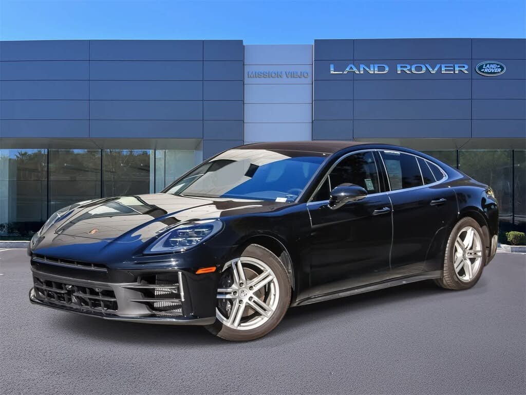 2025 Porsche Panamera 4 AWD