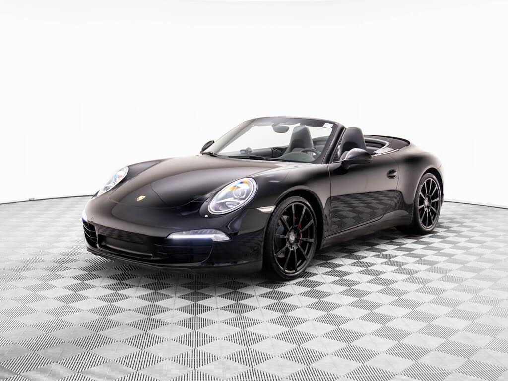 2013 Porsche 911 Carrera Cabriolet RWD