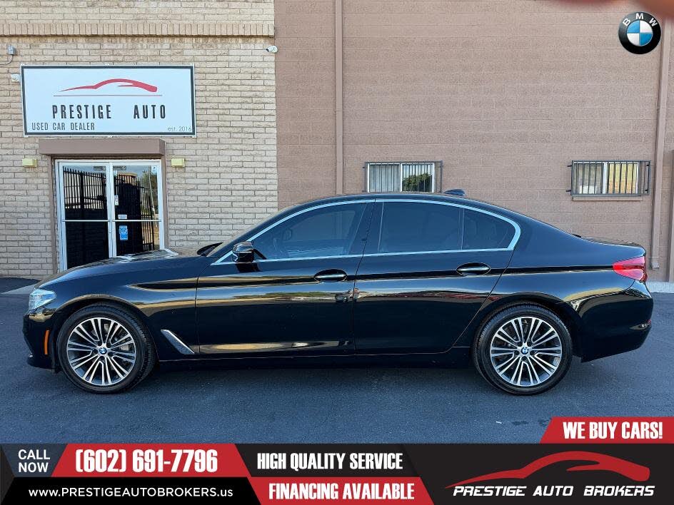 2017 BMW 5 Series 540i Sedan RWD