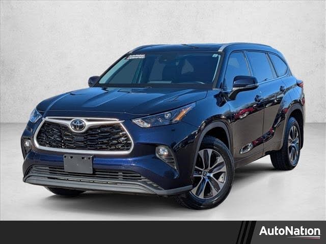 2022 Toyota Highlander XLE AWD