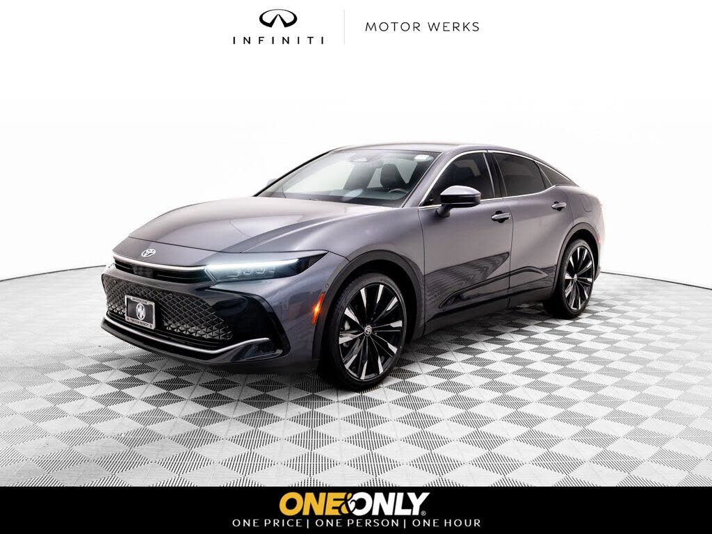 2023 Toyota Crown Platinum AWD