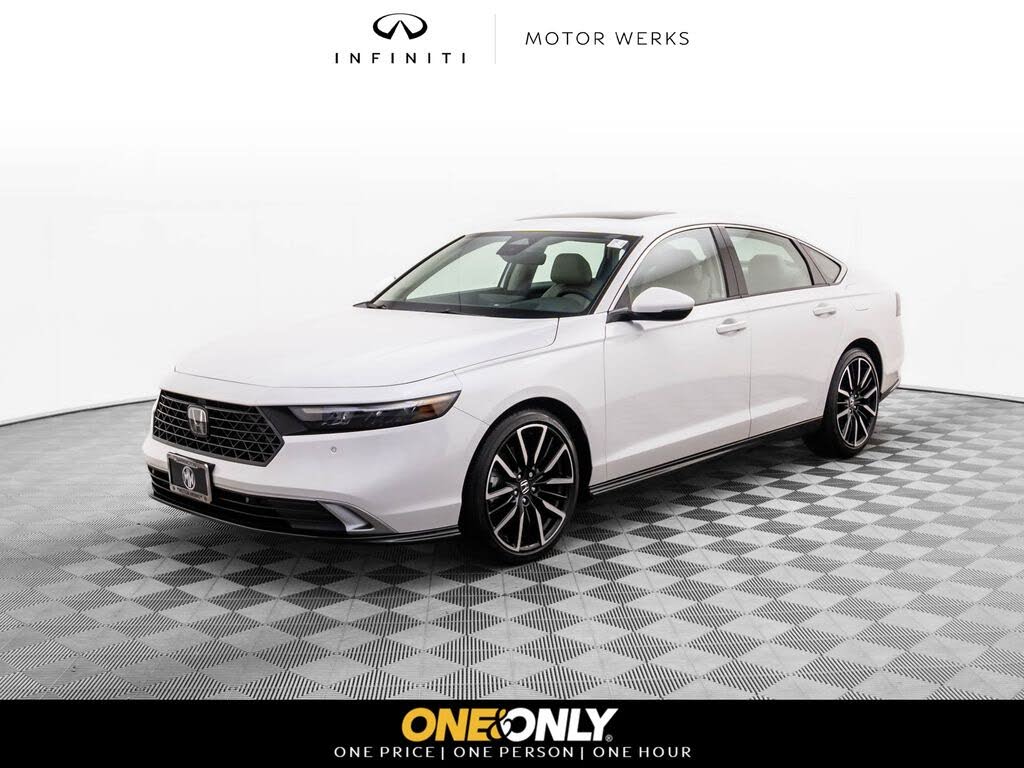 2024 Honda Accord Hybrid Touring FWD
