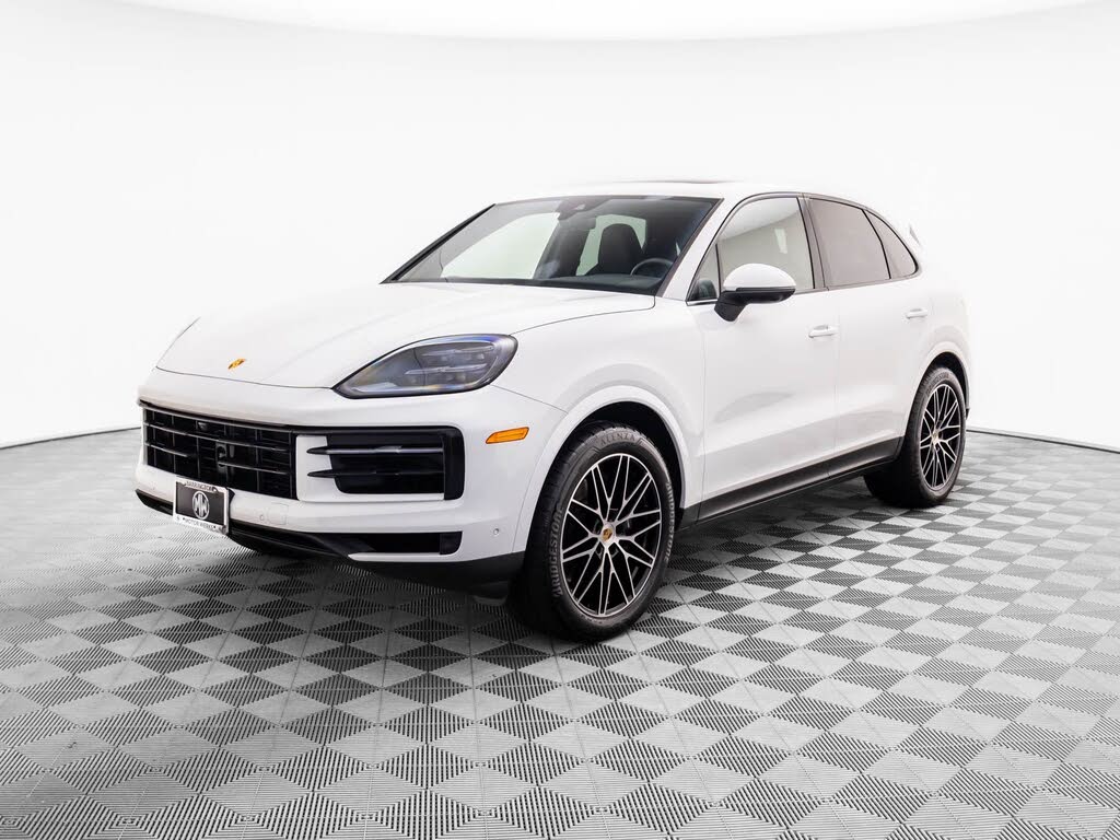 2024 Porsche Cayenne AWD