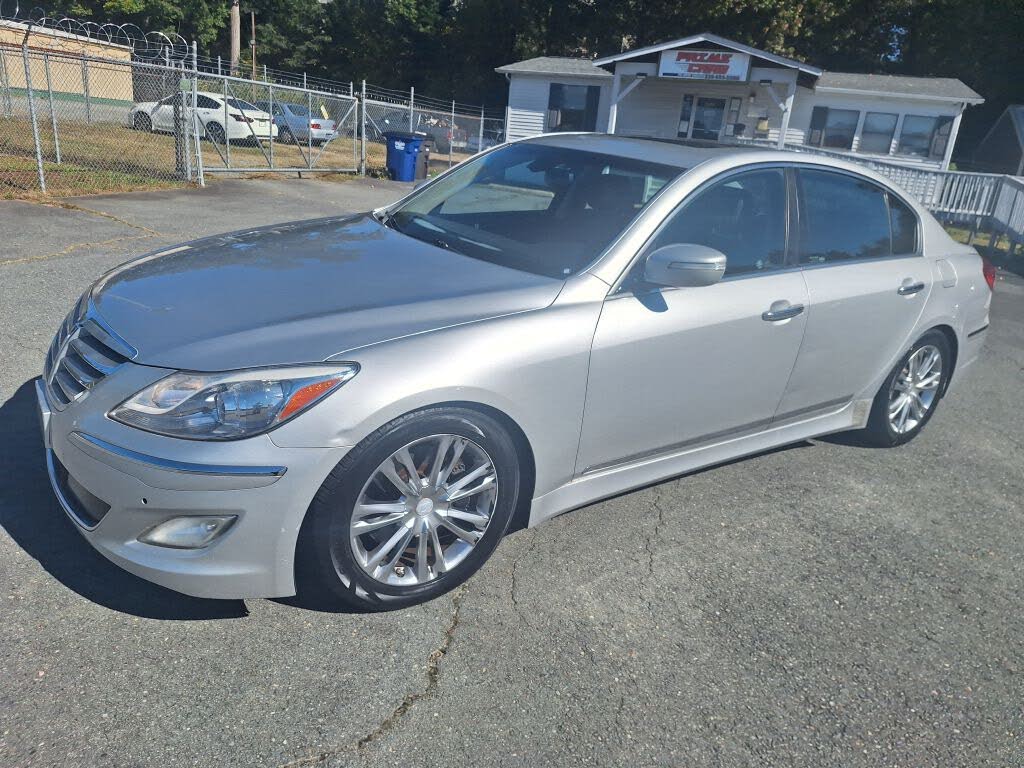 2012 Hyundai Genesis 4.6 RWD