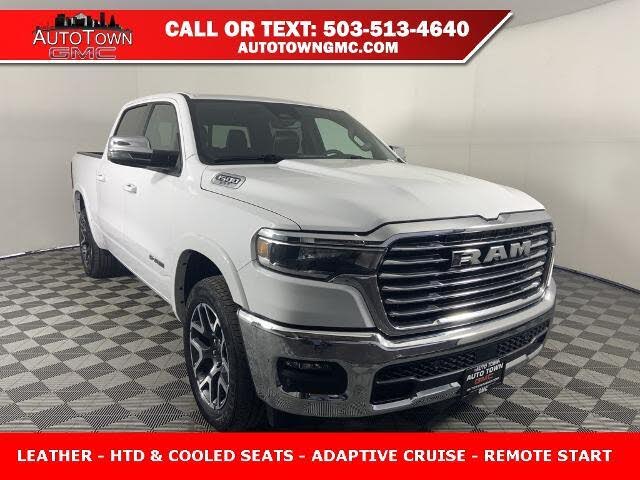 2025 RAM 1500 Laramie Crew Cab 4WD