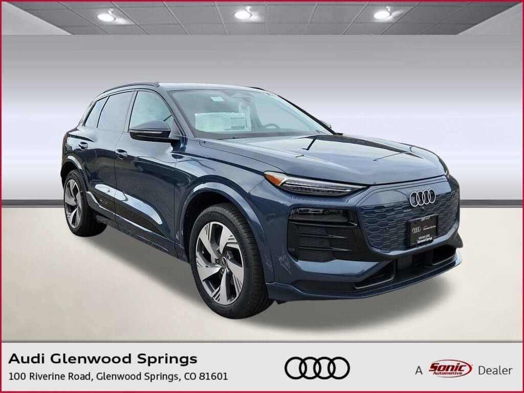 2025 Audi Q6 e-tron quattro Premium Plus