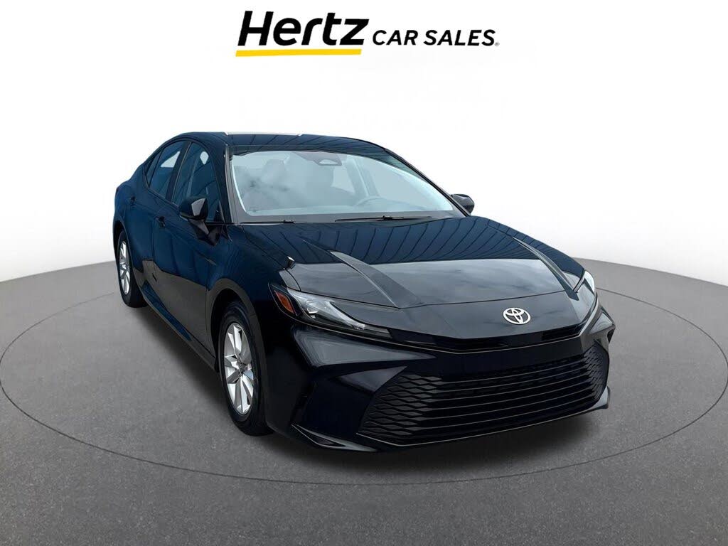 2025 Toyota Camry LE FWD