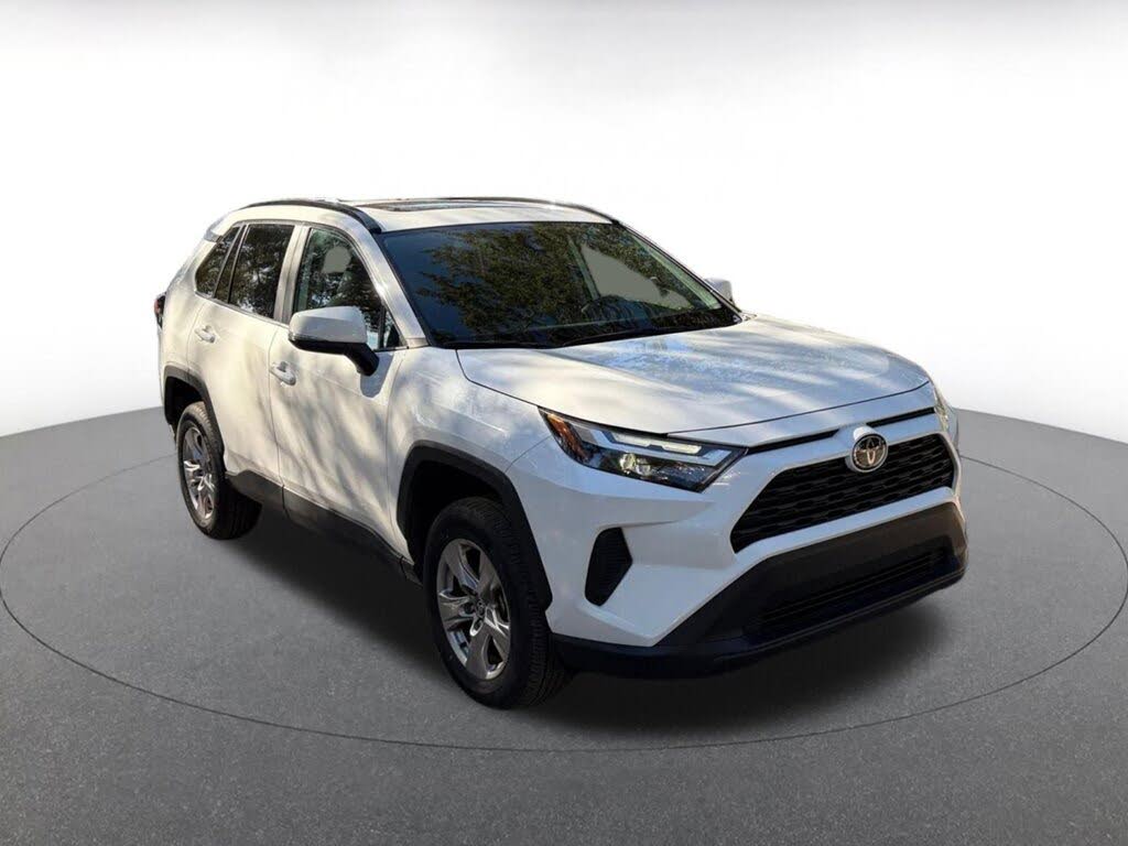 2025 Toyota RAV4 XLE AWD