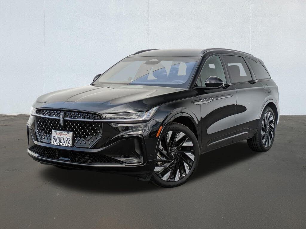 2024 Lincoln Nautilus Reserve AWD