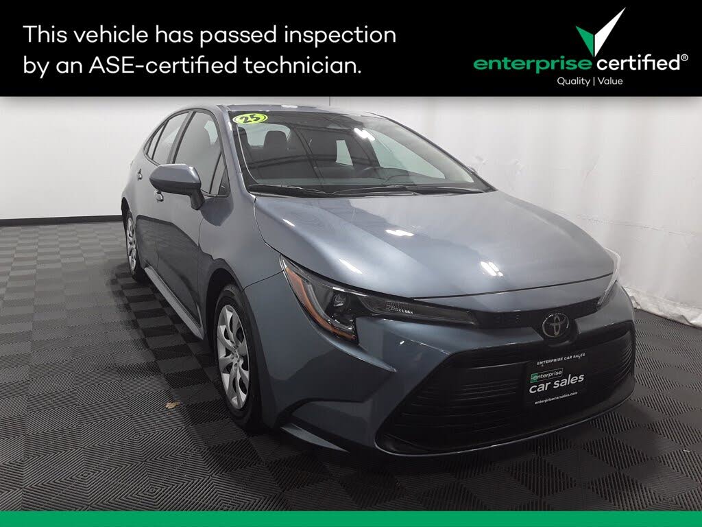 2025 Toyota Corolla LE FWD