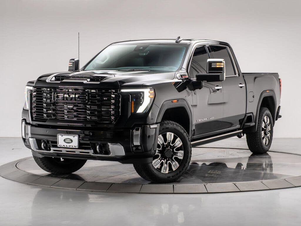 2024 GMC Sierra 2500HD Denali Crew Cab 4WD