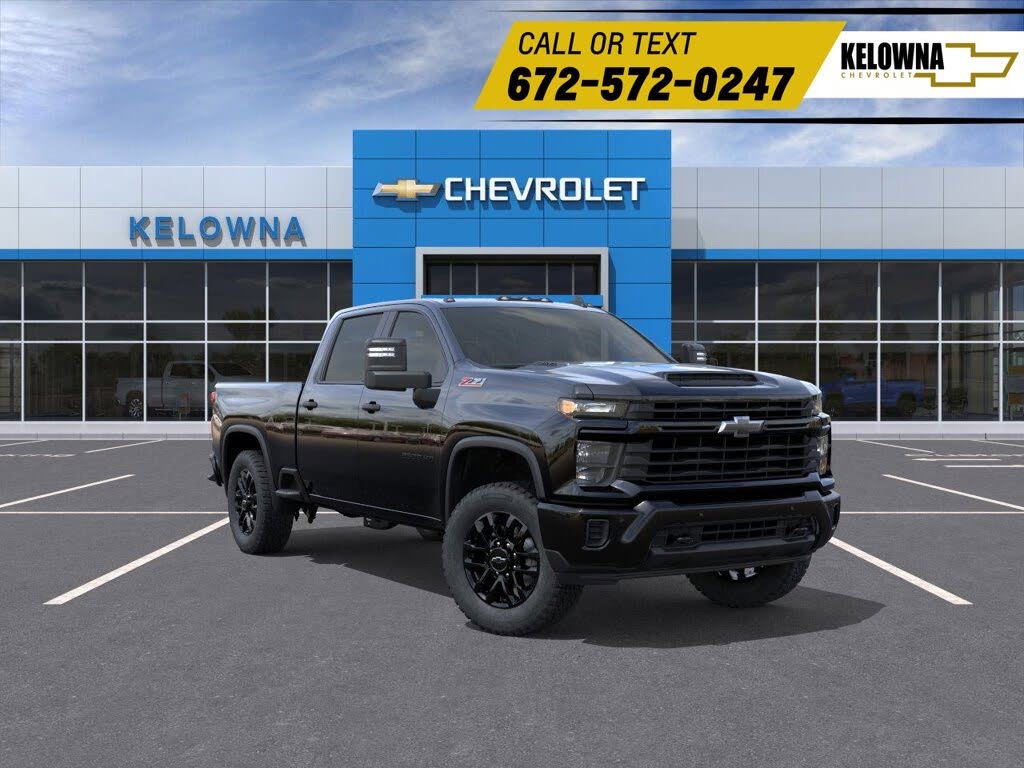 2026 Chevrolet Silverado 2500HD Custom Crew Cab 4WD