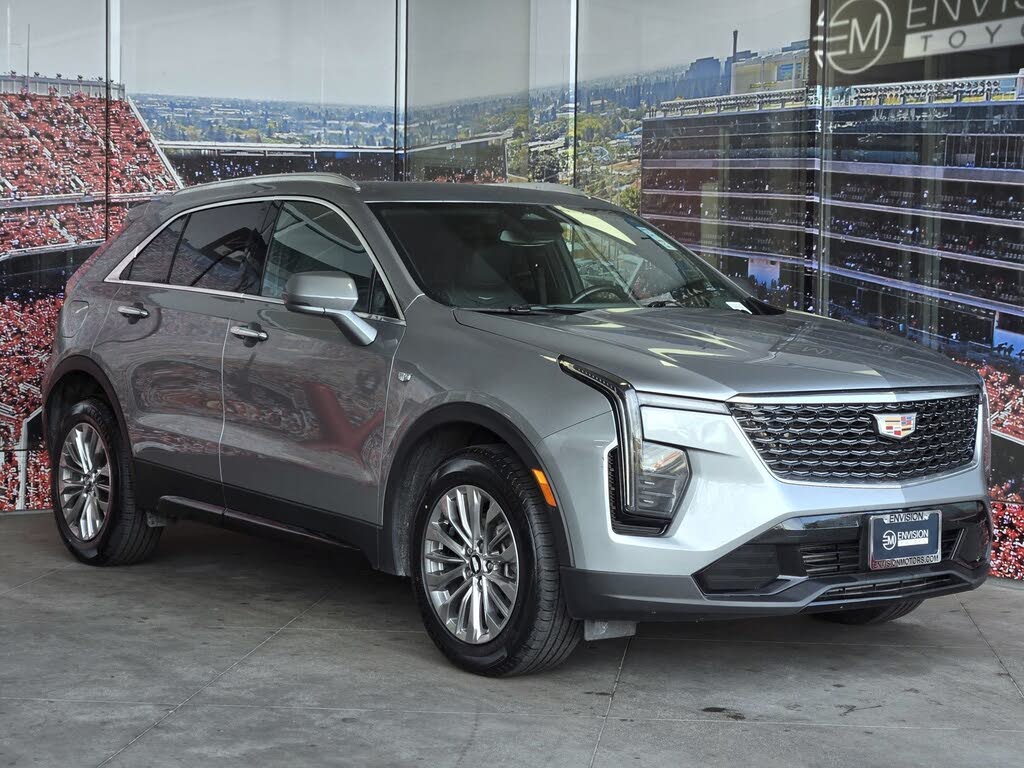 2024 Cadillac XT4 Premium Luxury FWD