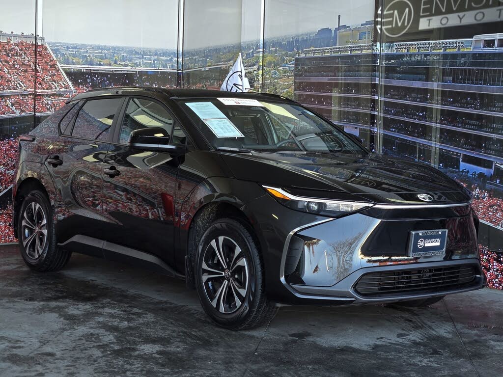 2024 Toyota bZ4X XLE FWD