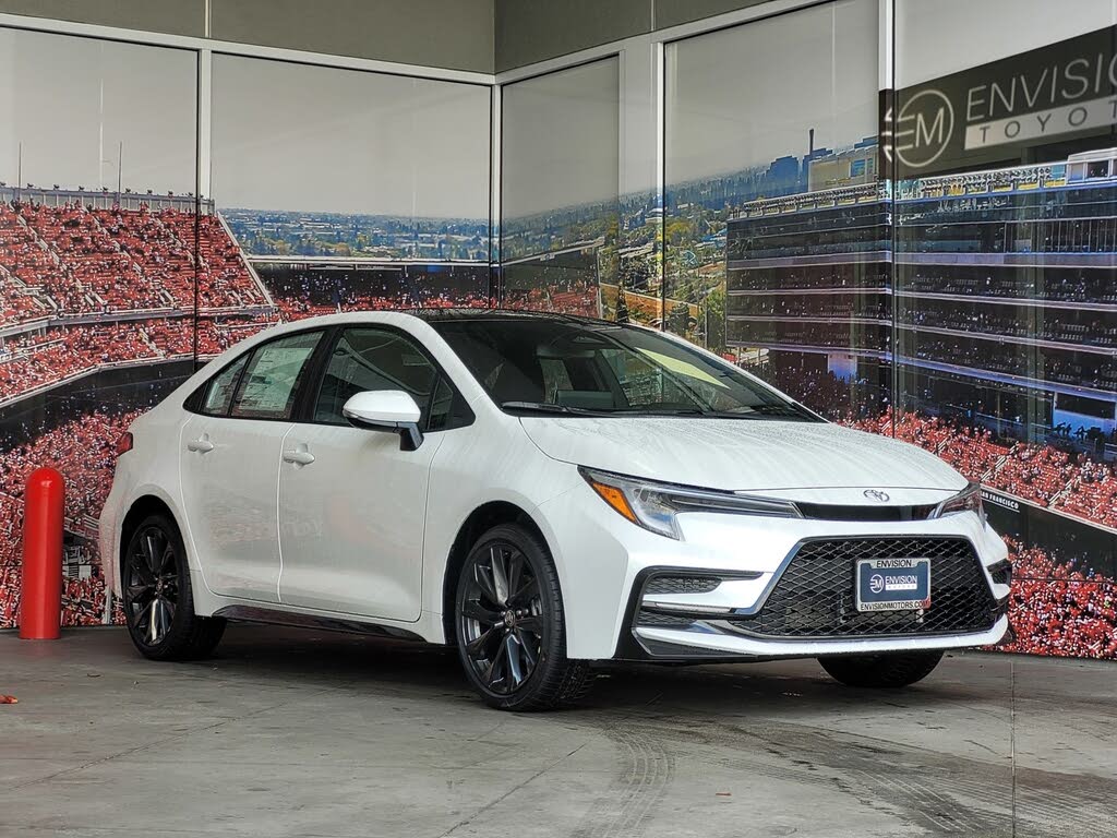 2026 Toyota Corolla SE FWD