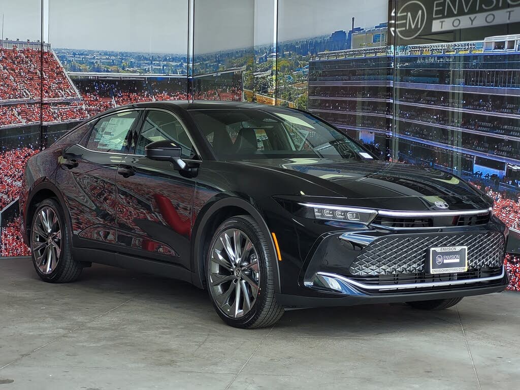 2026 Toyota Crown Limited AWD