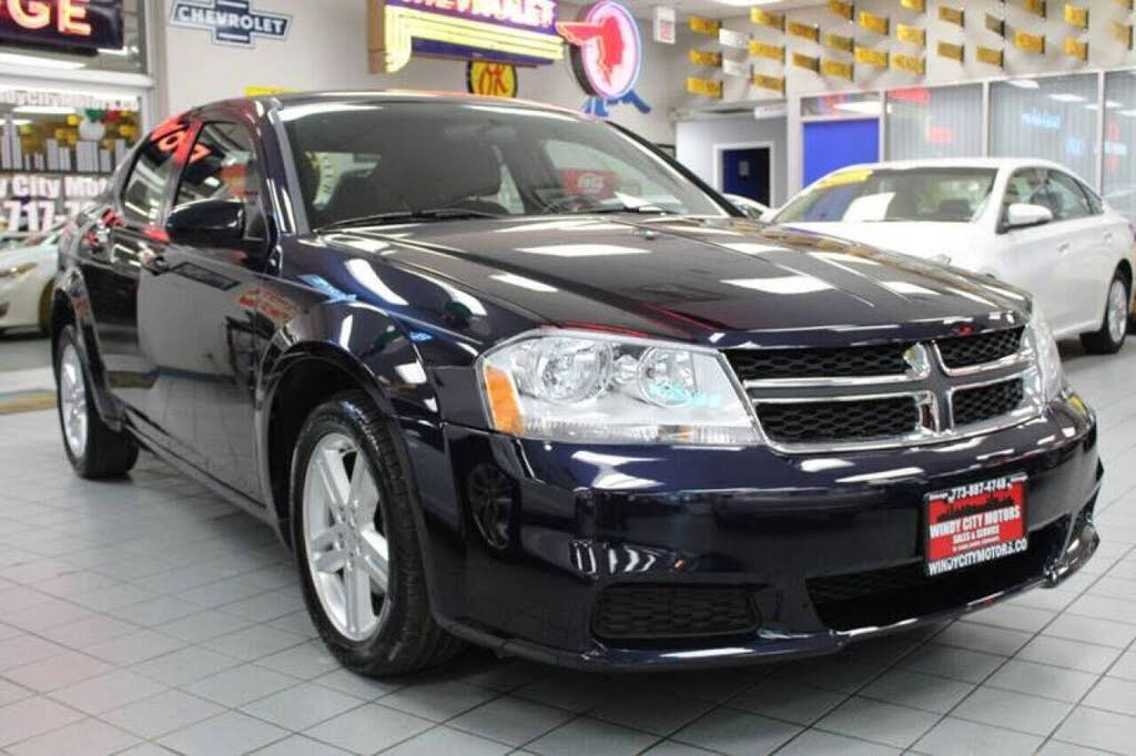 2012 Dodge Avenger SXT FWD