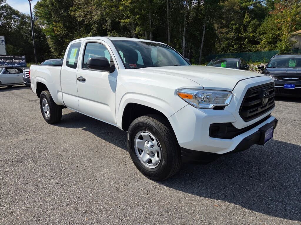 2018 Toyota Tacoma SR I4 Access Cab RWD