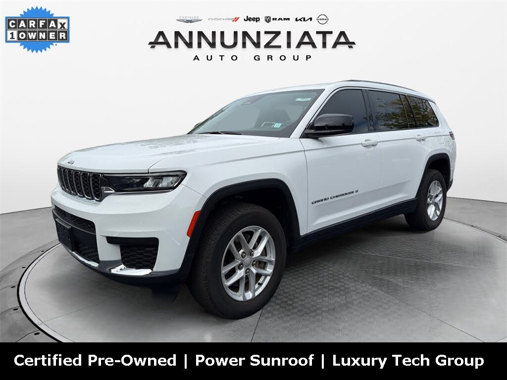 2022 Jeep Grand Cherokee L Laredo 4WD