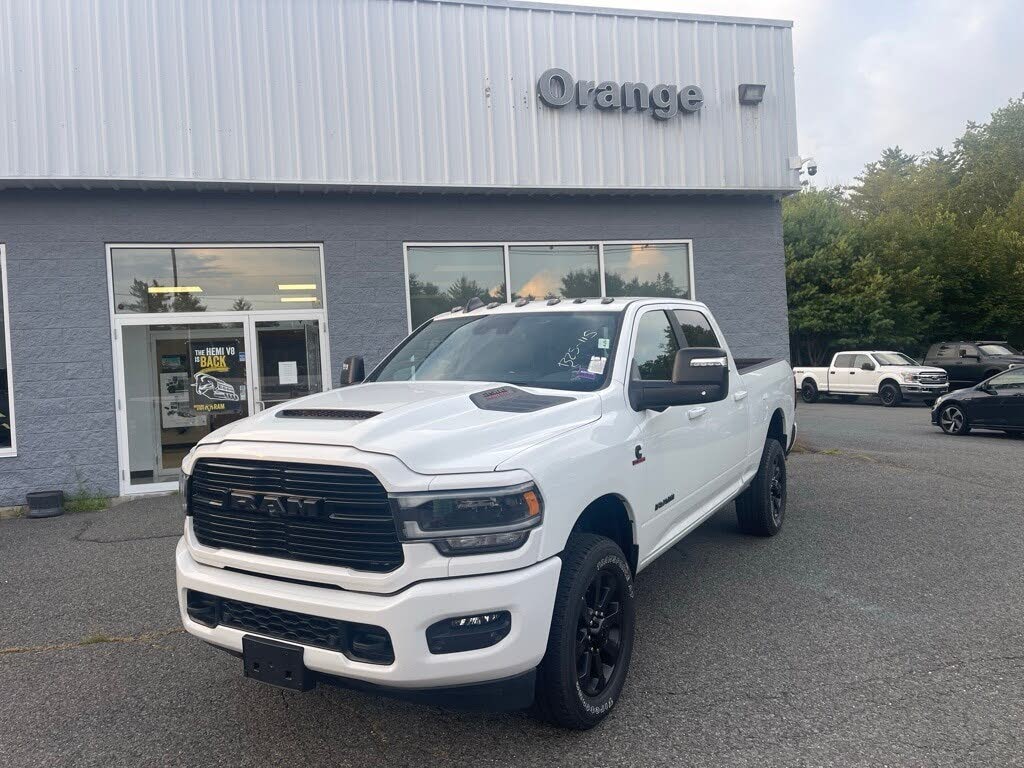 2024 RAM 2500 Laramie Crew Cab 4WD