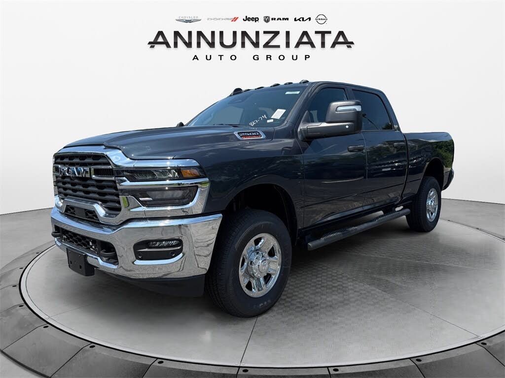 2025 RAM 2500 Tradesman Crew Cab 4WD
