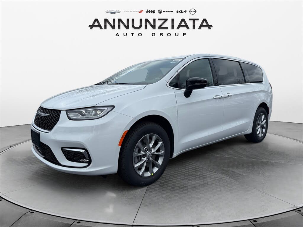 2026 Chrysler Pacifica Select AWD