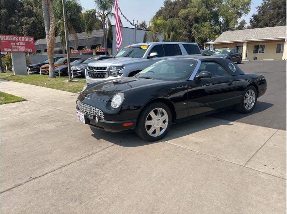 2004 Ford Thunderbird Deluxe RWD