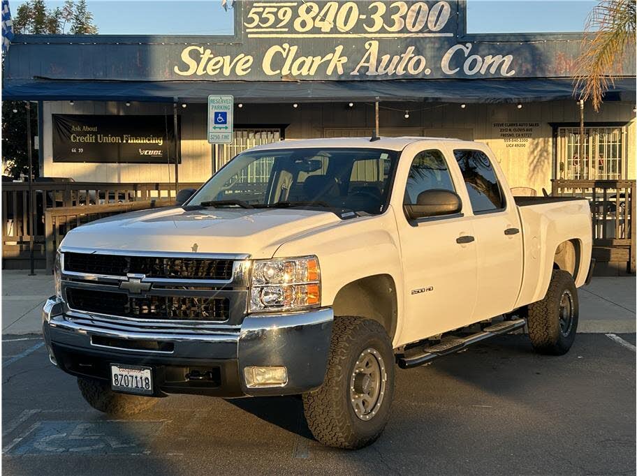 2010 Chevrolet Silverado 2500HD LT Crew Cab RWD