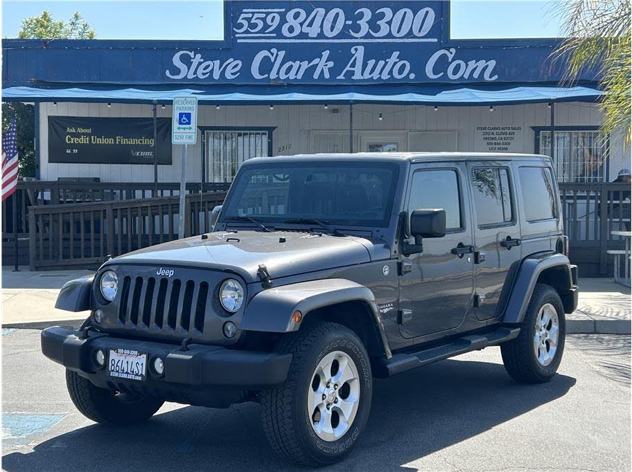 2014 Jeep Wrangler Unlimited Sahara 4WD