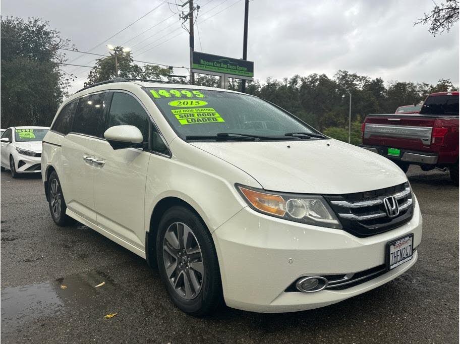 2015 Honda Odyssey Touring Elite FWD