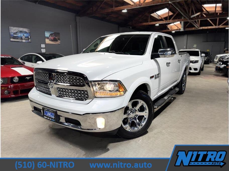 2016 RAM 1500 Laramie Crew Cab 4WD