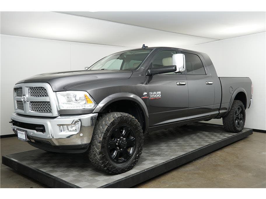 2016 RAM 3500 Laramie Mega Cab 4WD