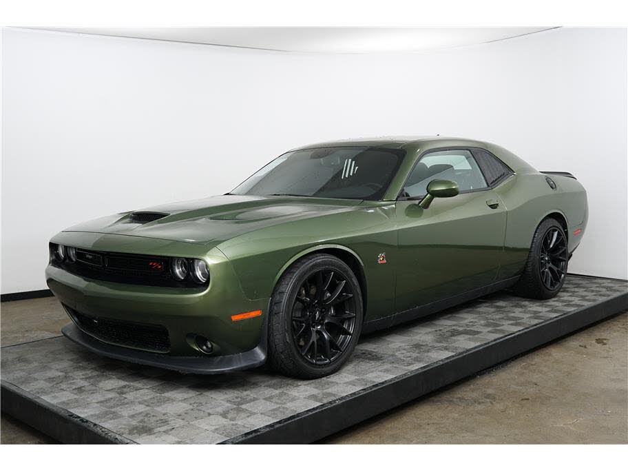 2020 Dodge Challenger R/T Scat Pack RWD