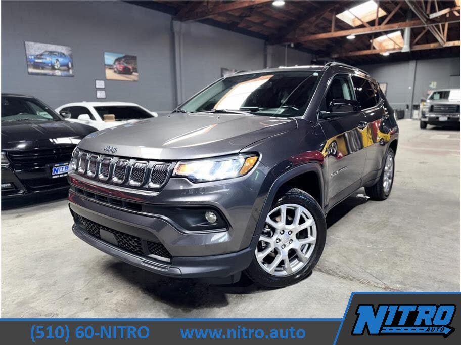 2022 Jeep Compass Latitude Lux 4WD