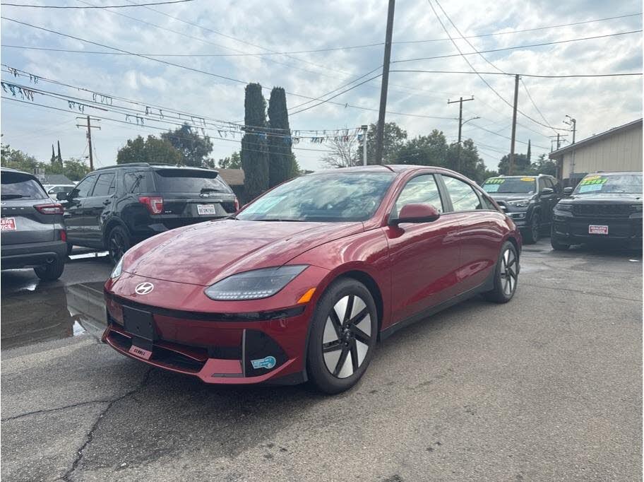 2025 Hyundai Ioniq 6 SE Standard Range RWD