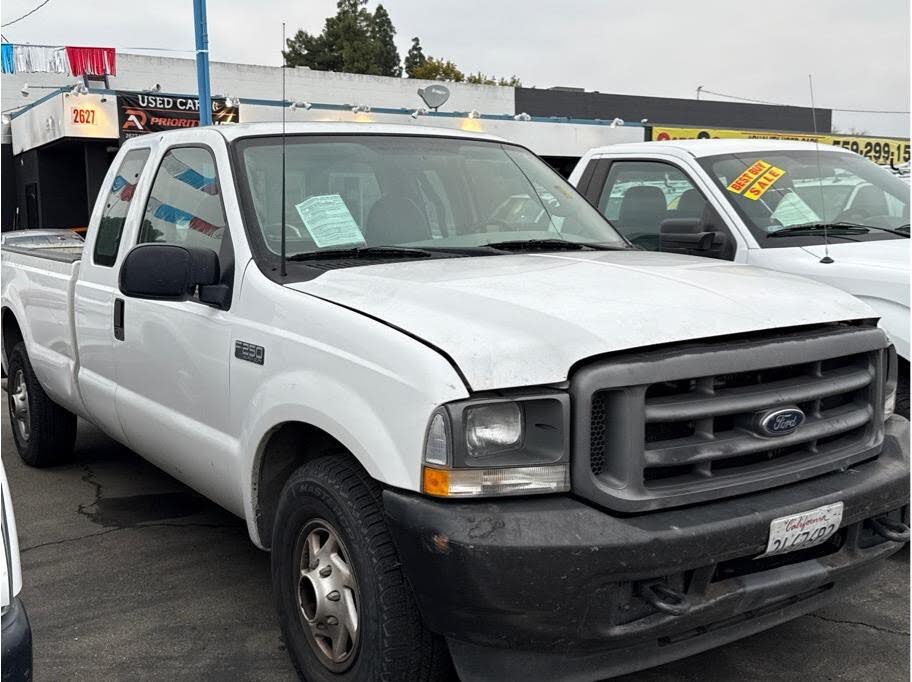 2003 Ford F-250 Super Duty XL SuperCab SB