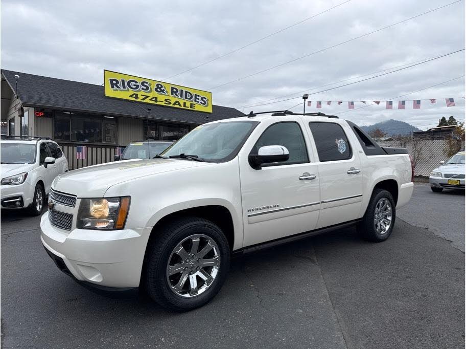 2011 Chevrolet Avalanche LTZ 4WD