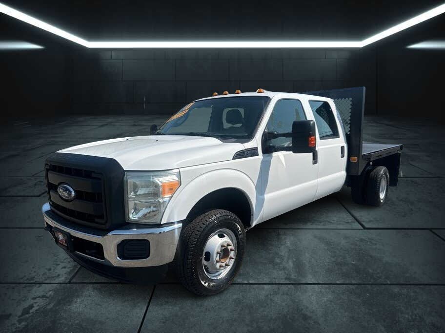 2011 Ford F-350 Super Duty Chassis XL DRW LB 4WD