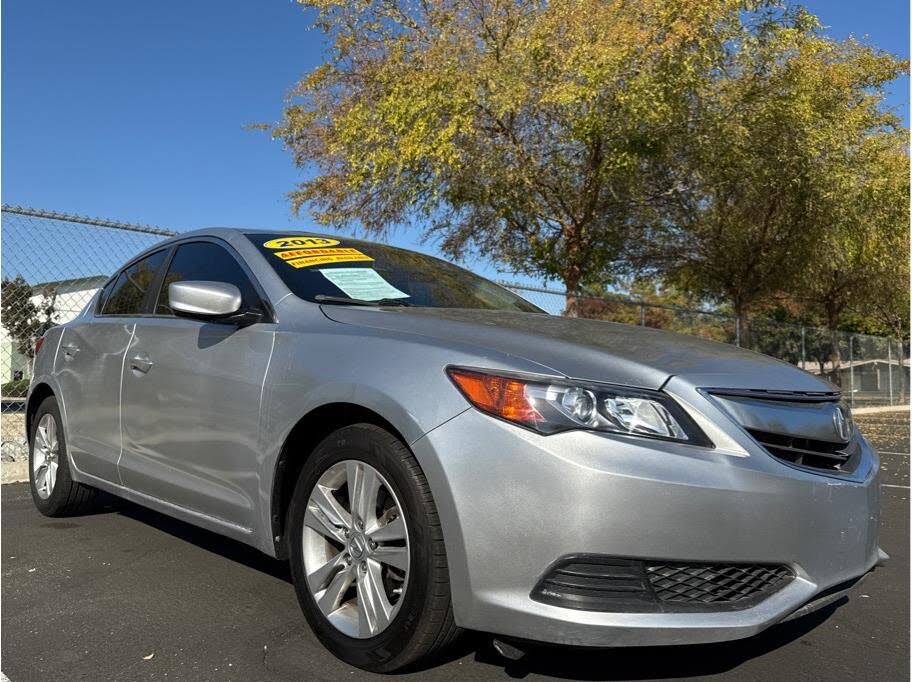 2013 Acura ILX 2.0L FWD
