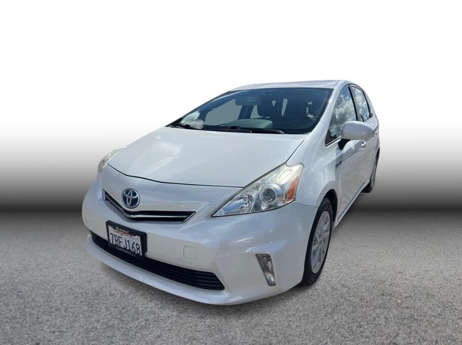 2013 Toyota Prius v Two FWD