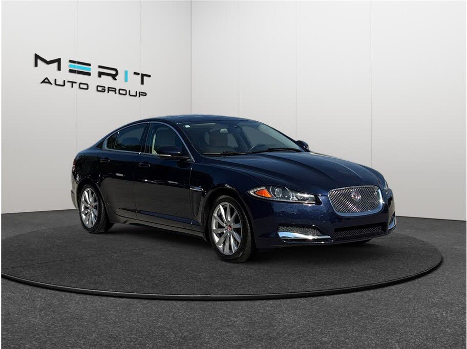 2015 Jaguar XF 2.0T Premium RWD