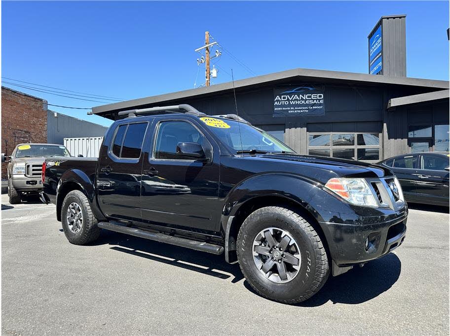 2015 Nissan Frontier PRO-4X Crew Cab 4WD