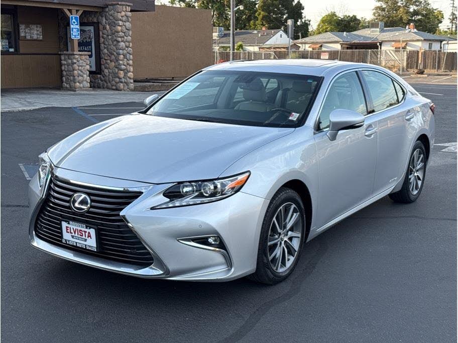 2016 Lexus ES Hybrid 300h FWD