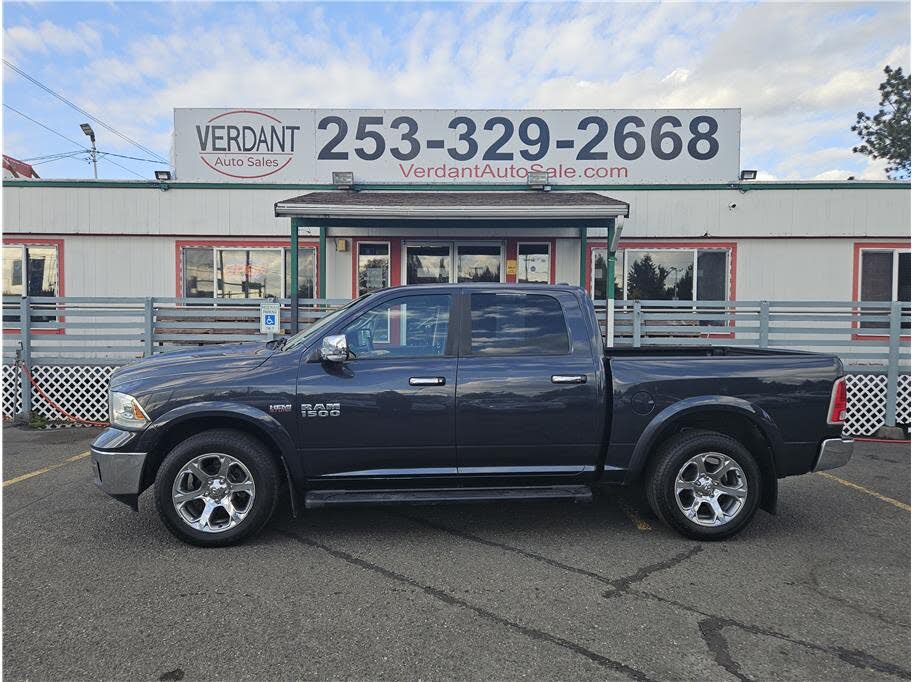 2016 RAM 1500 Laramie Crew Cab 4WD
