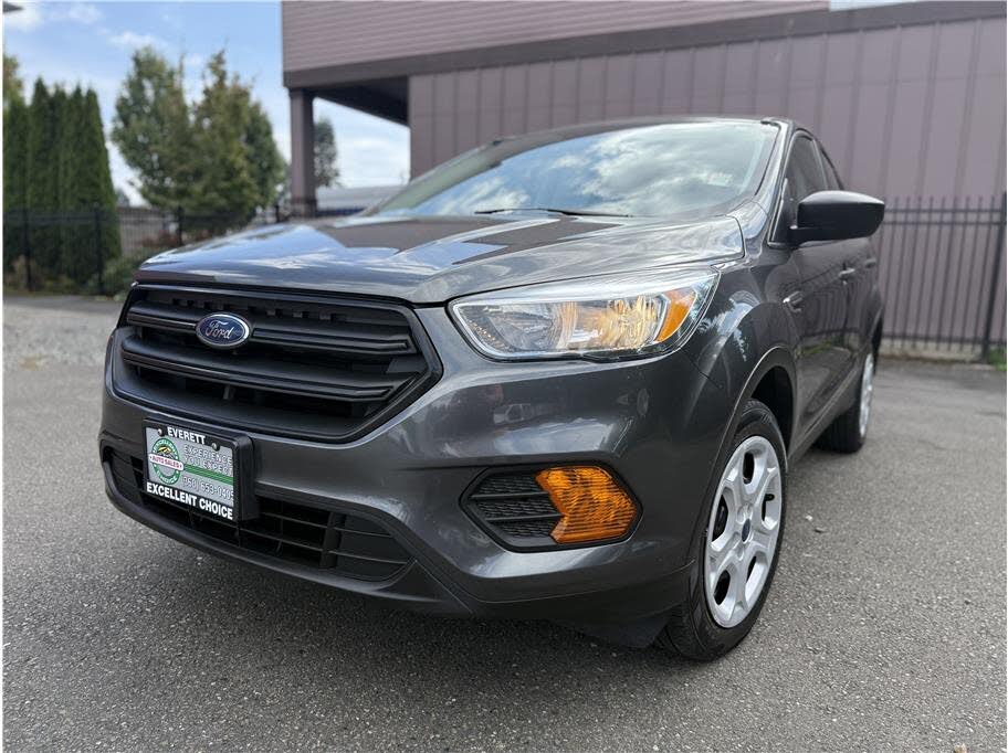 2017 Ford Escape S FWD